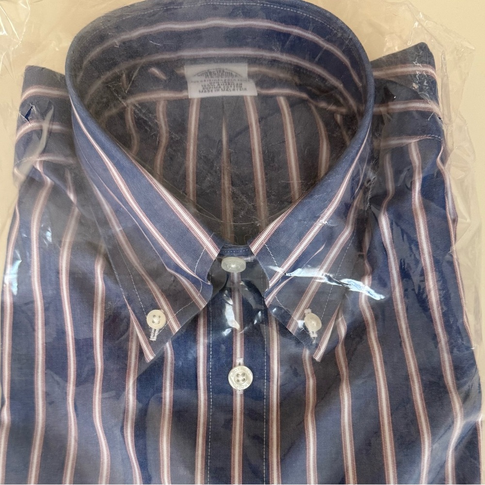 Brooks Brothers Regent Striped Button down NWT size medium